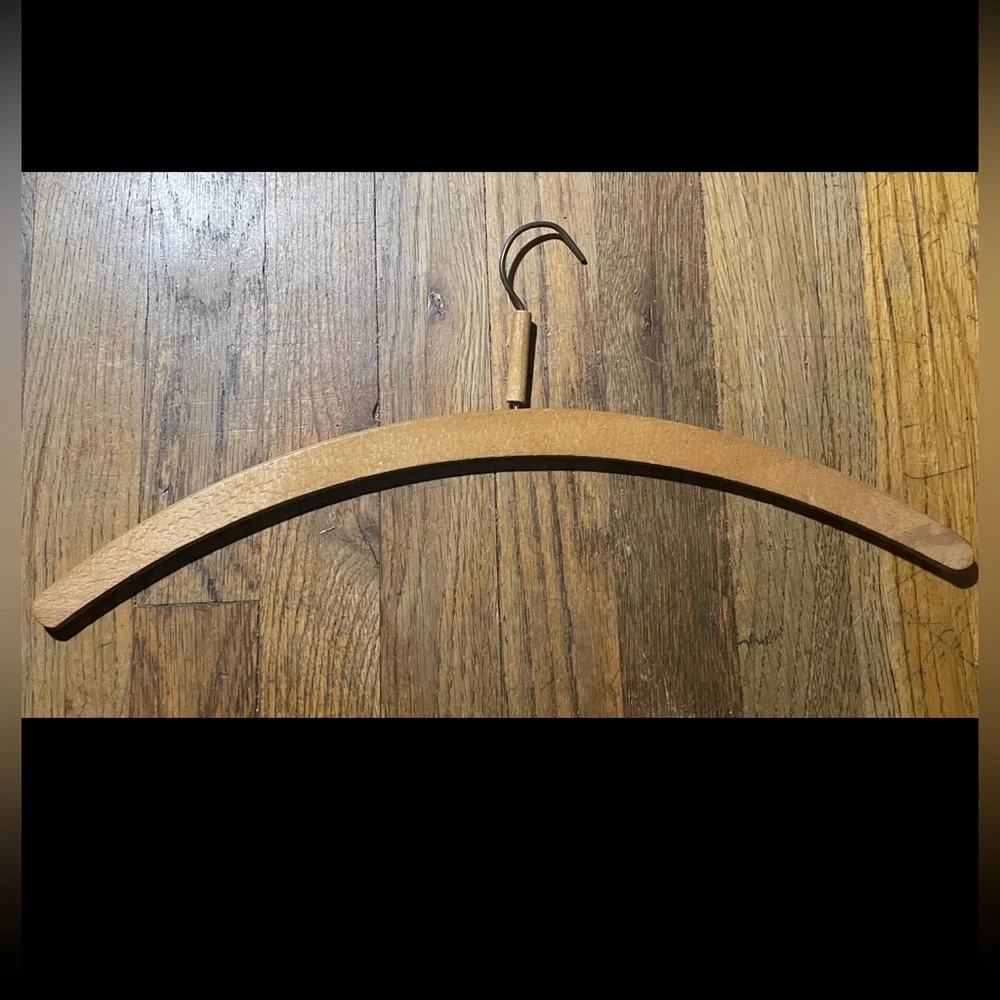 Vintage H. Kaiser & Co. Bonn 45cm Wood Hanger